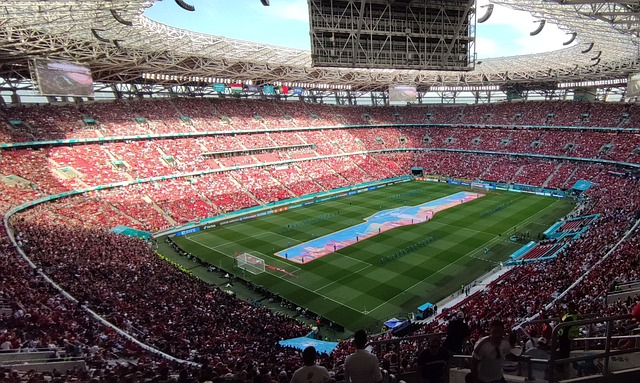 尔在全球市 尔在全球市